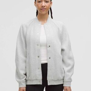 Lululemon Scuba Oversized Collegiate Jacket in Light Grey - Size XL/XXL